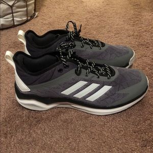 Never worn adidas tennis shoes. Men’s shoes